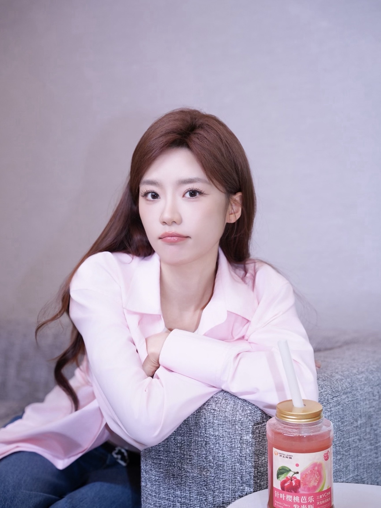 张月说有你们很幸福很真诚的小女孩 希望可以有更多人来爱她一只小猪狗🥺🥺 