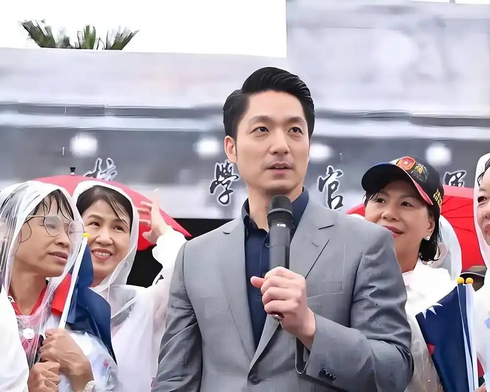 蒋万安开始搬救兵了！下个月“九合一”选举在即，国民党终于承认一个残酷现实，民进党