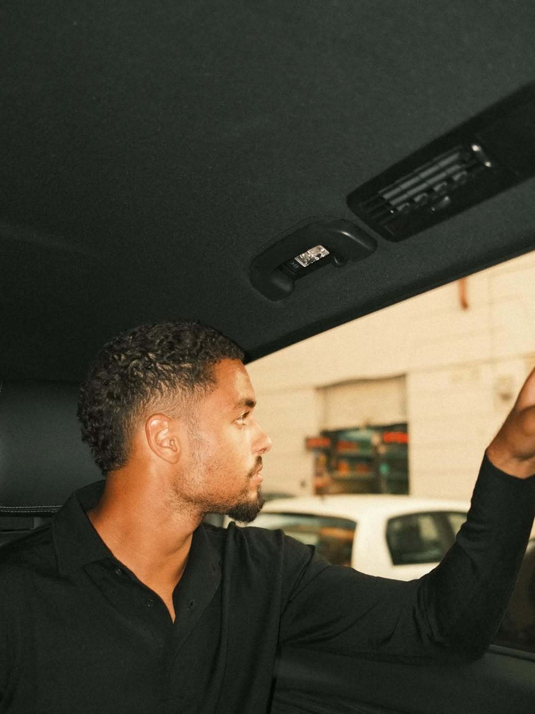 伦施更新ins：“第一年作为Romanista，每天都很自豪。”（太会拍照和选图