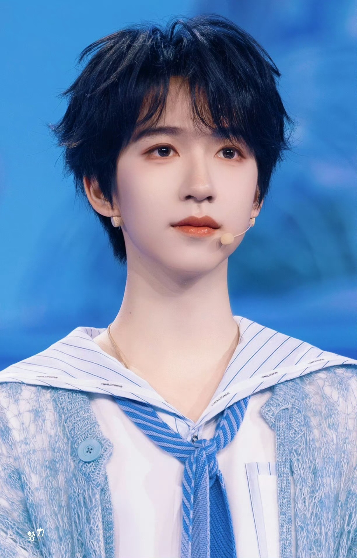 贺峻霖贺峻霖HUAWEI nova代言人💚 贺峻霖五十公里桃花坞6木铎起而千里