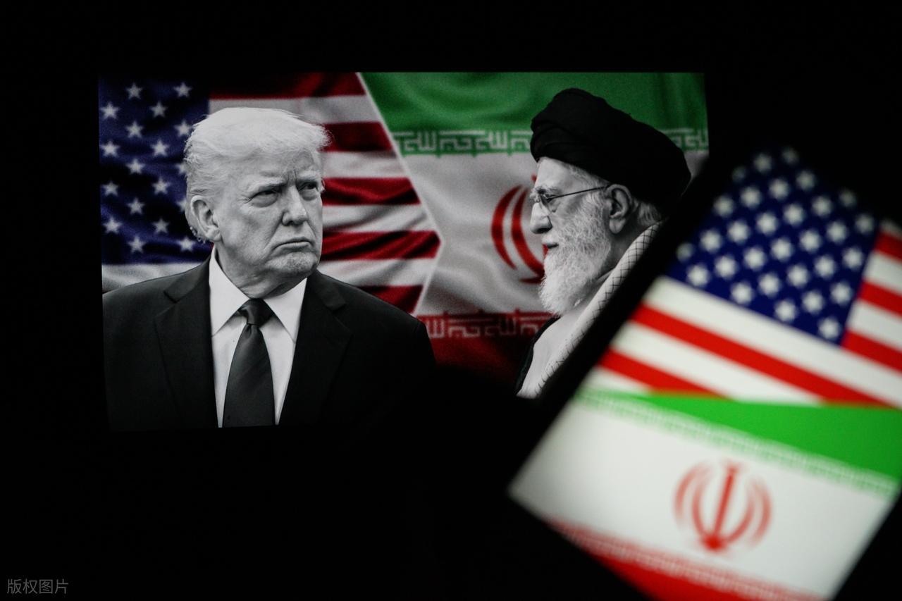 哈梅内伊遇袭身亡，伊朗开启40天全国哀悼，特朗普联合以色列趁美伊和谈突然动手，看