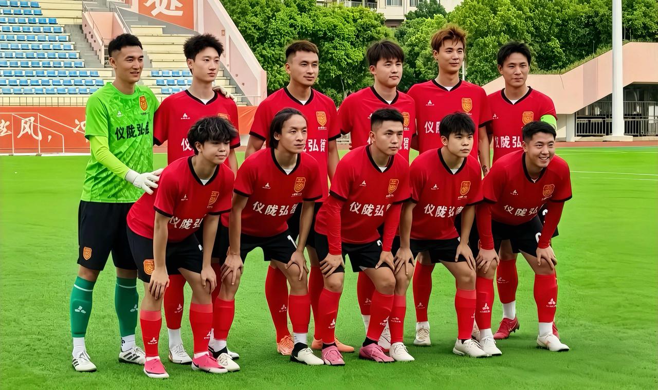 ［南充两支队伍晋级四川省业余足球联赛］

8月29日，2026“巴蜀雄起杯”四川