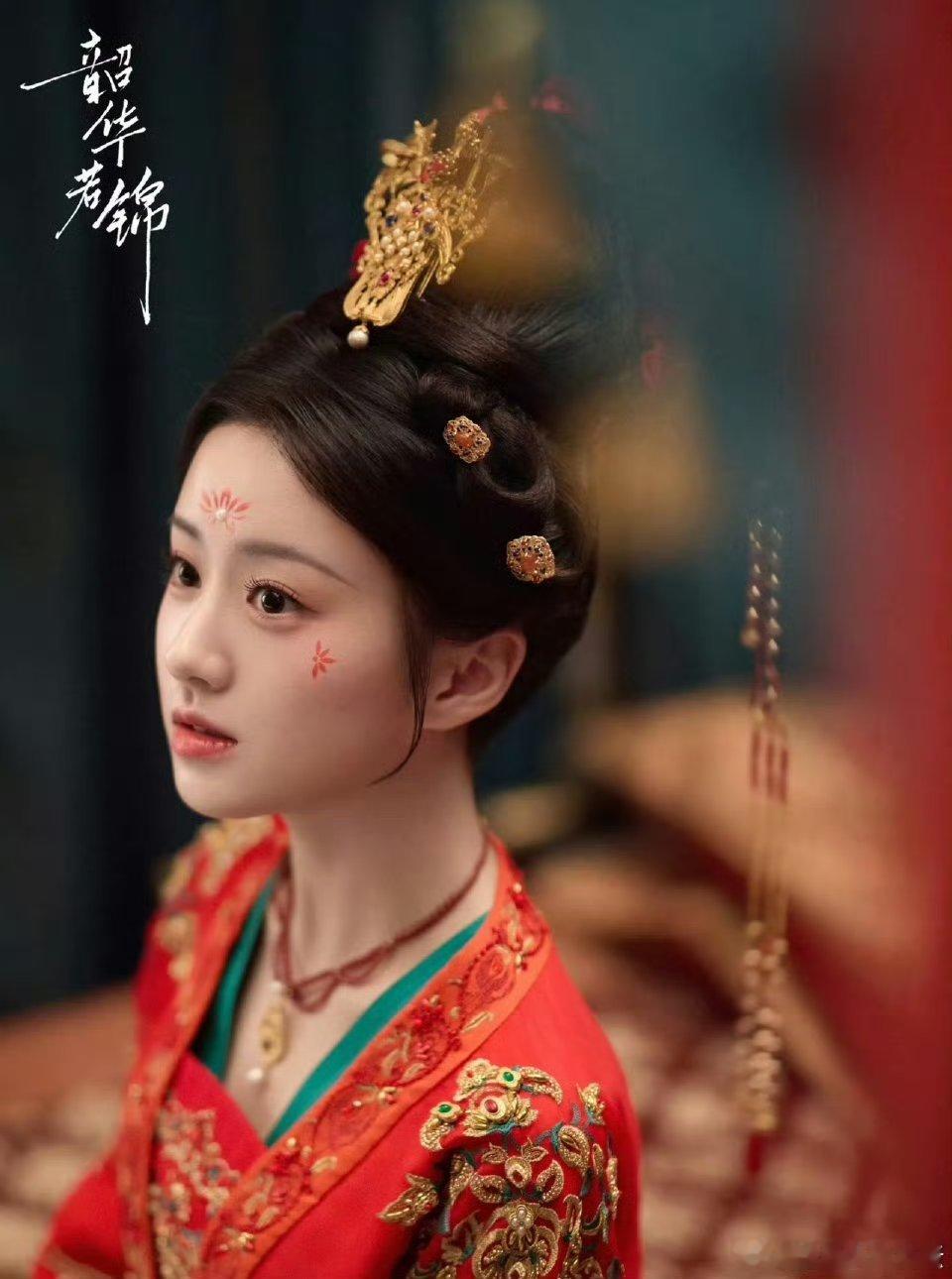 网传嫡谋主演为何与，包上恩 哇塞好新鲜的组合啊 ​​​