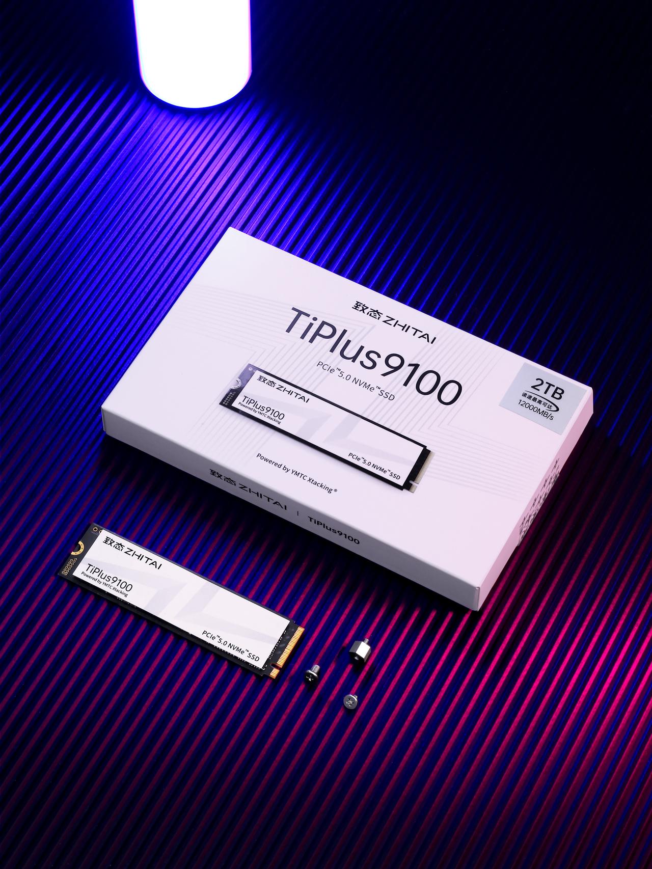 致态TiPlus9100固态硬盘图赏：进化，战力觉醒。

致态TiPlus910