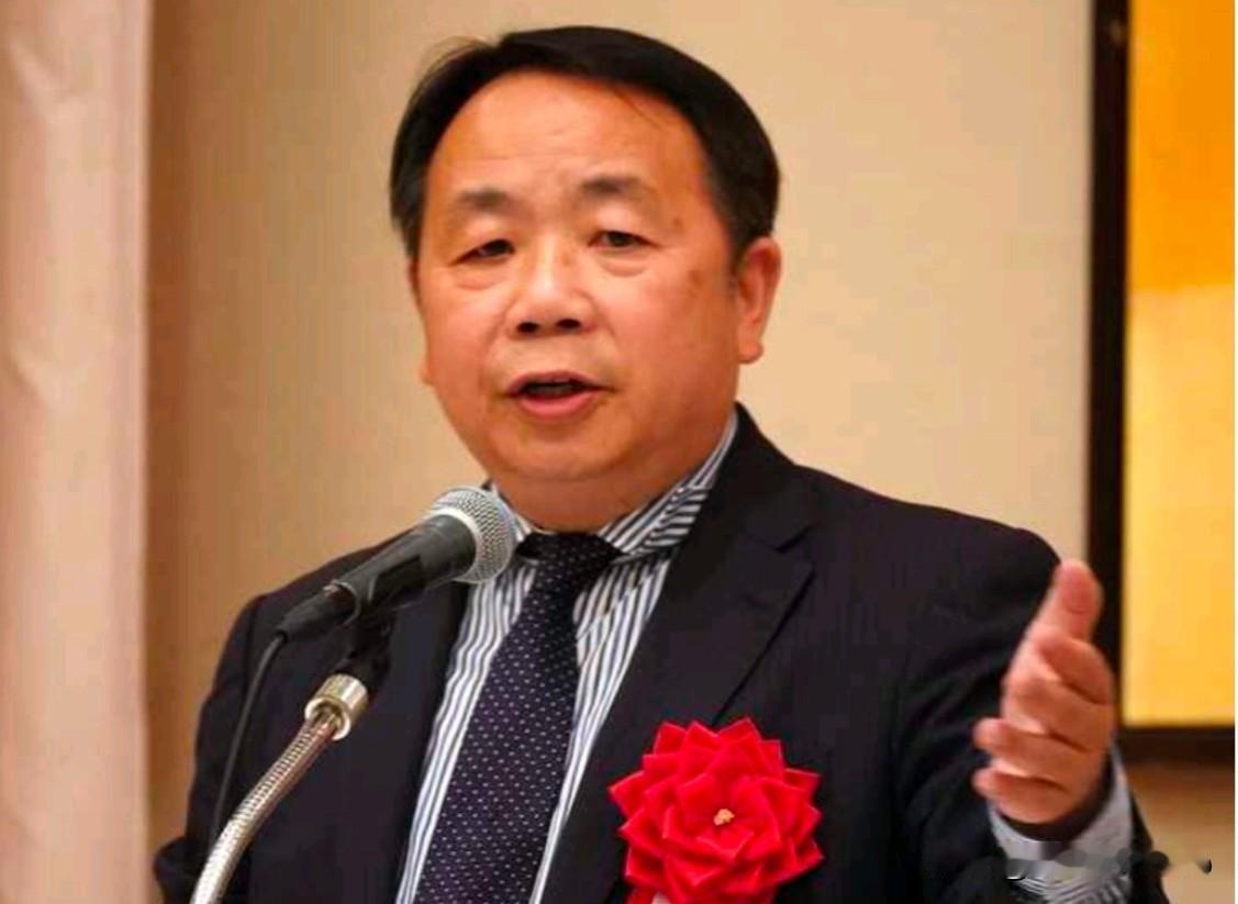 完全是脸都不要了！活该被我们制裁！7月1日，汉奸石平声称，今天7月1日，中国的《