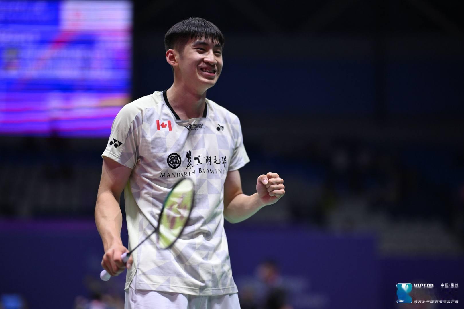 赖浩俊🇨🇦 21-19、21-11 🇮🇳拉克什亚下轮：赖浩俊🇨🇦 v