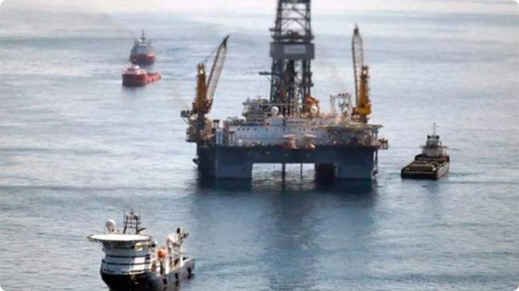 法国《世界报》：为什么特朗普想要委内瑞拉的石油？

在美国对委内瑞拉发动军事行动