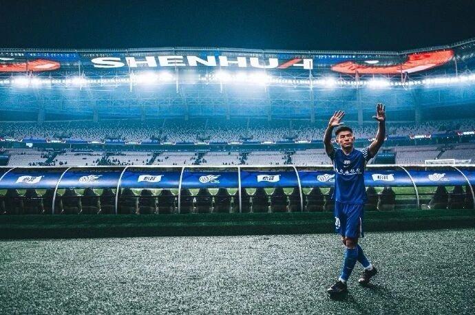 于汉超退役上海申花vs神户胜利船赛后发布会上海申花主教练斯卢茨基确认，今天是于汉