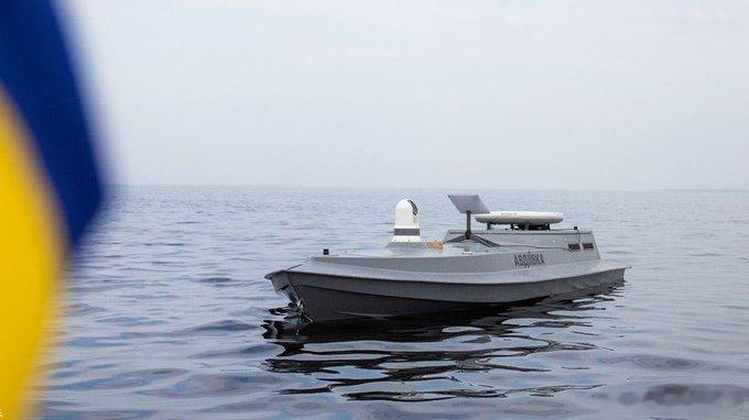 乌媒，美国海军代表在访问乌克兰期间，首次正式测试了乌克兰海上无人机，并正在考虑合