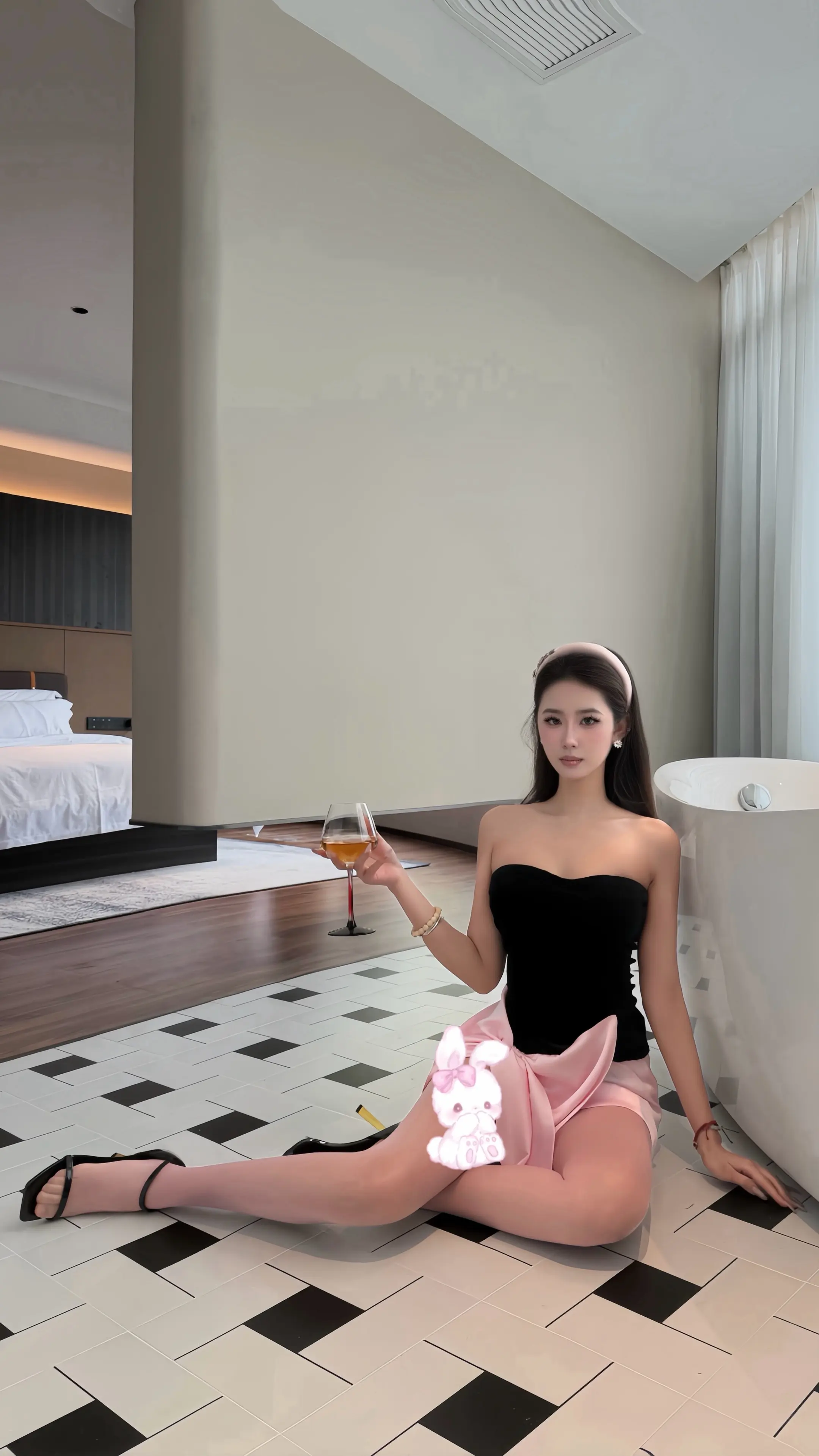 像我这样的女人 撒娇三次不达目的就翻脸。