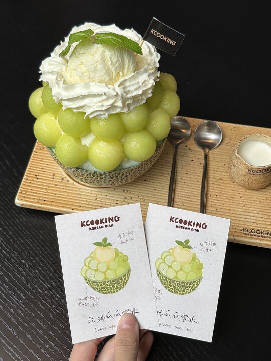 万象城终于吃到了！！真的和卡片一模一样…