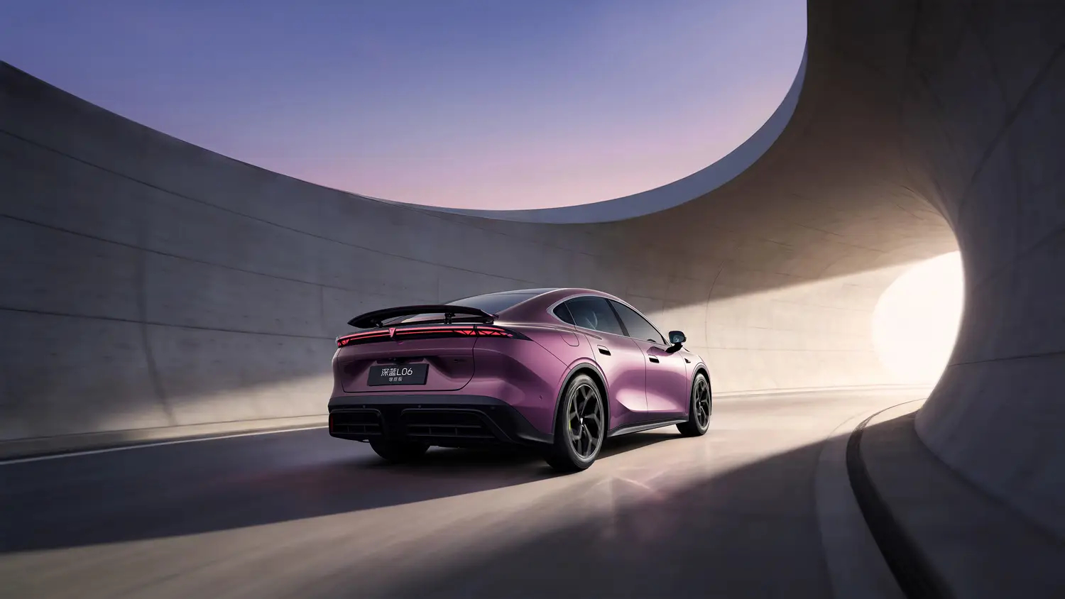 国民好车2.0首车正式下线听咱们老百姓的真实需求，这新车终于下线了！百万跑车才舍