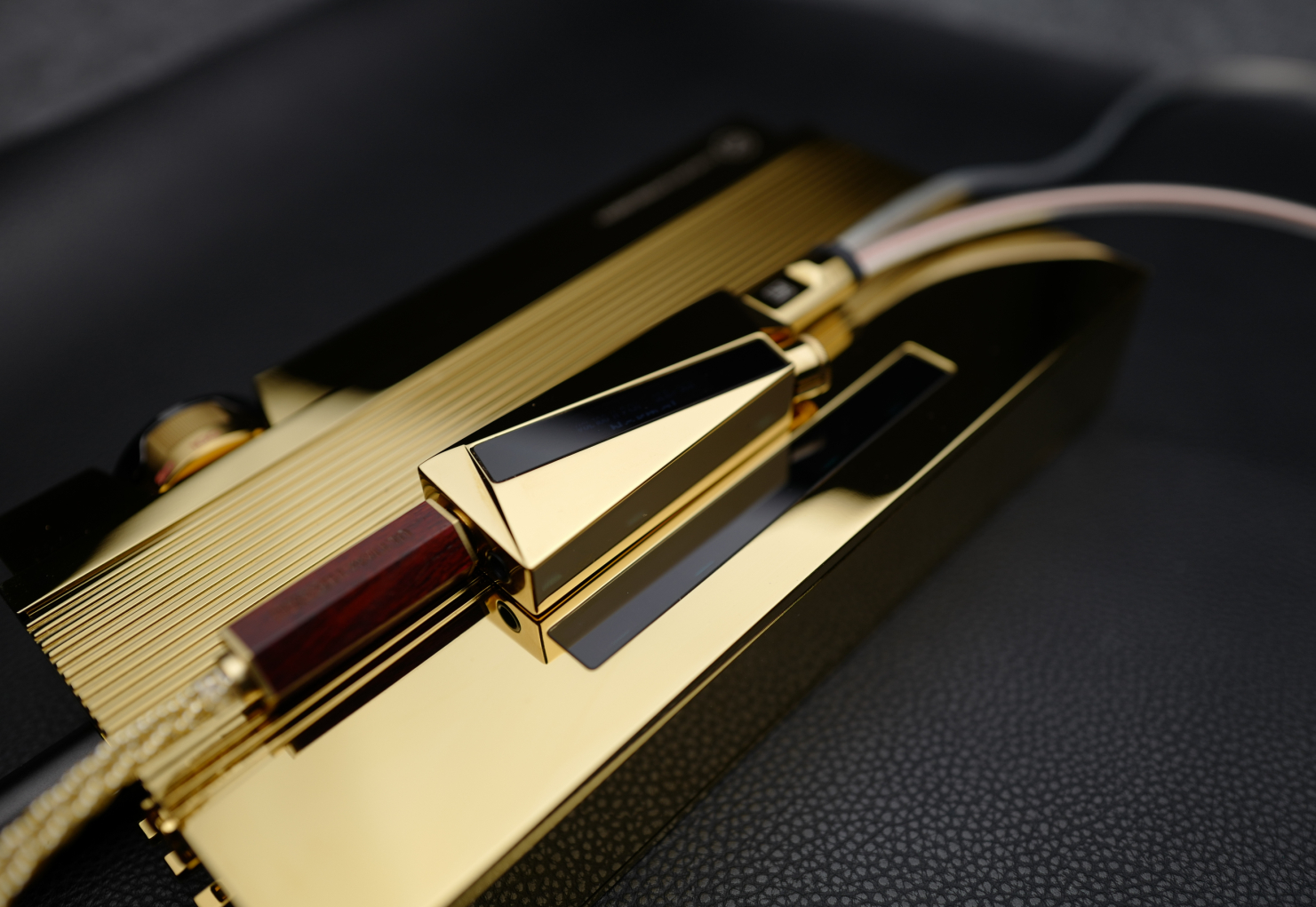 耳机 乐彼W4 ACG镜面铜版携手WY1镜面铜特挑解码线线重塑HiFi小尾巴高端