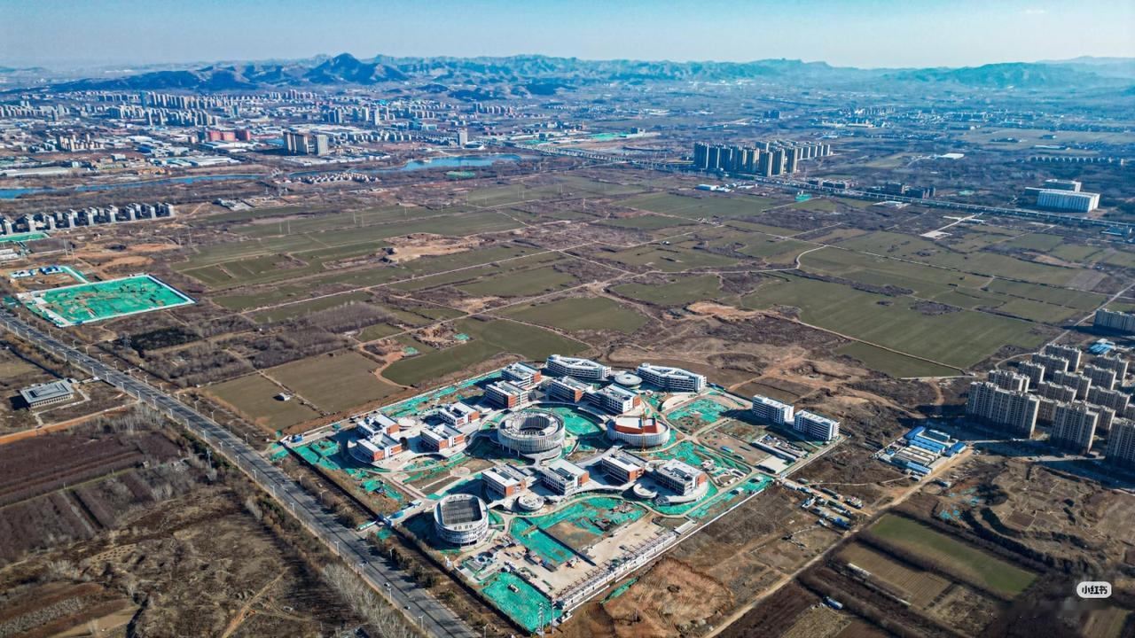 我们传言2027年搬 山东大学龙湖校区，谁知道呢 传言不可信