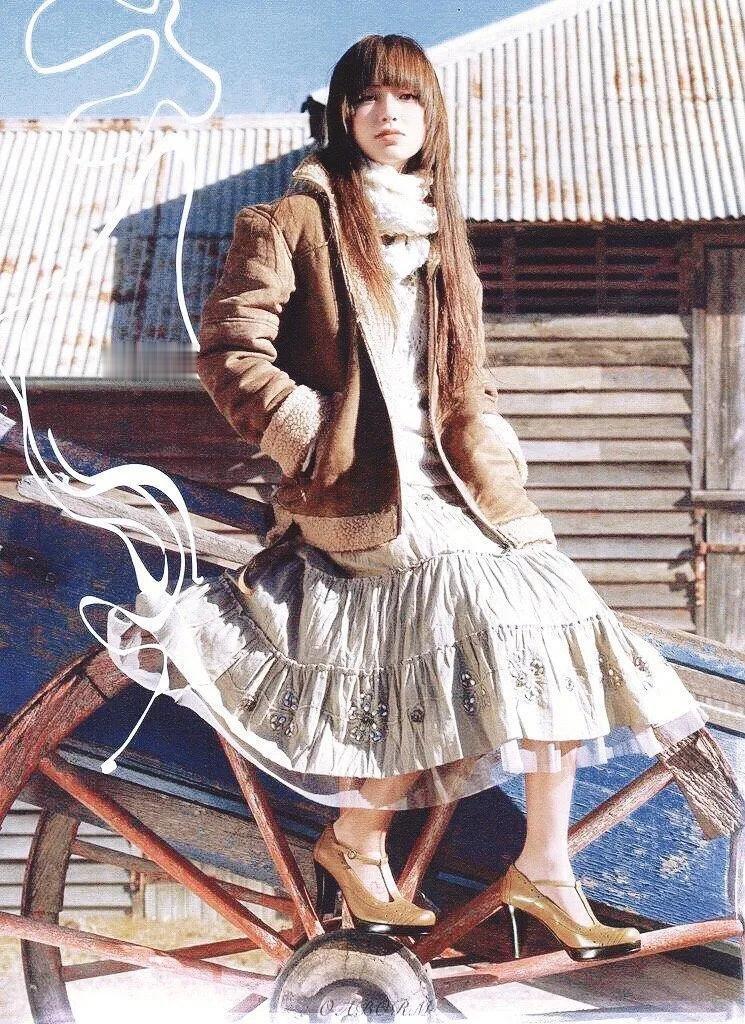 angelababy ⼁杨颖 你钓了好多鱼 可以让我排第一个吗(⑅˃◡˂⑅) 