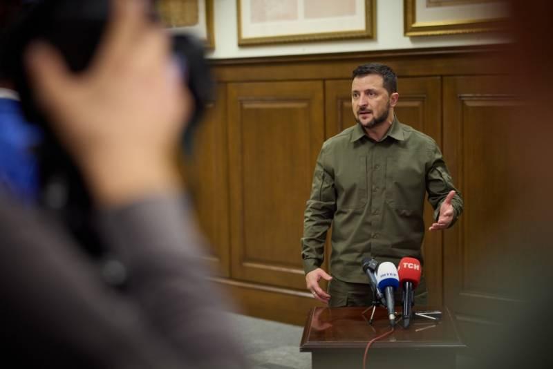 彭博社：莫斯科赢得粮食争夺战，泽连斯基站在俄罗斯一边 乌克兰领导层已经失去了自己