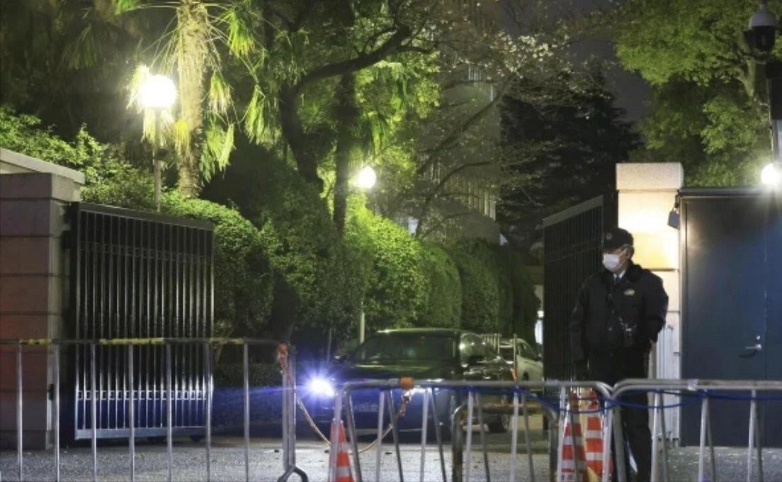 果不其然，日本审完，村田的口供改了，不是刺杀是自杀
3月24日深夜，日本朝日新闻