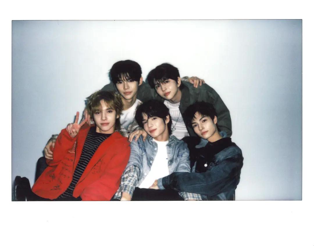 wvs更新：smtr25综艺更新合照 