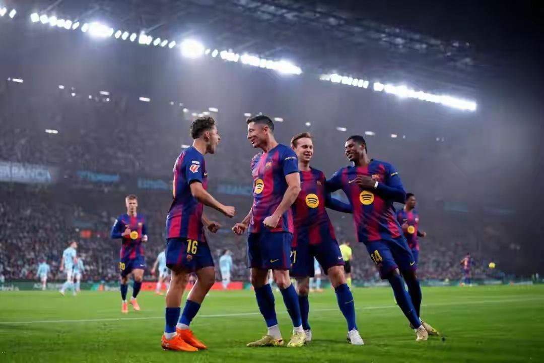 甩开梅罗！莱万近10年26次戴帽登顶 37岁传奇续写辉煌2025-26赛季西甲第