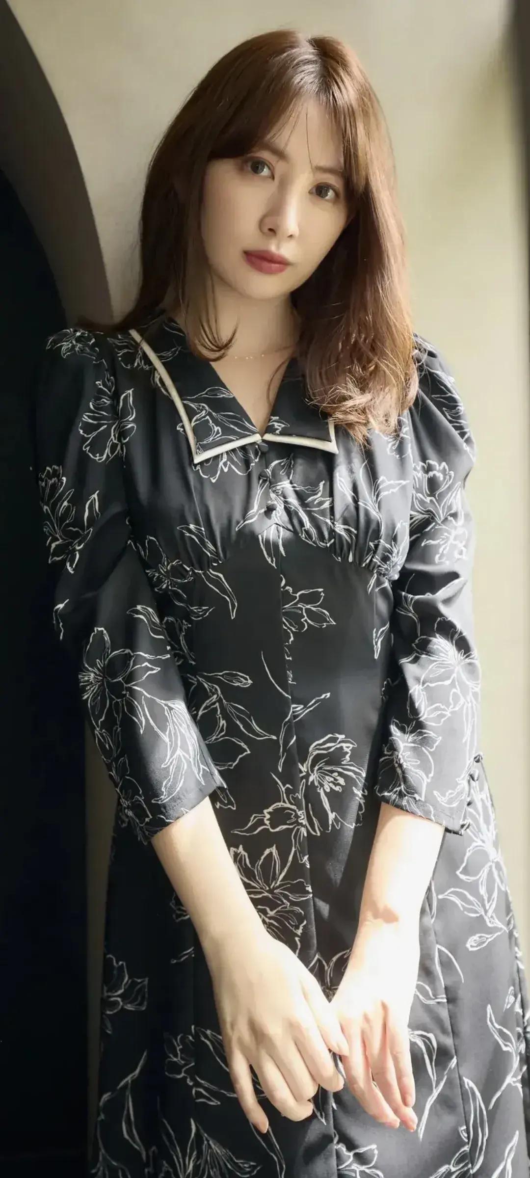 美丽的小嶋阳菜--美图集320