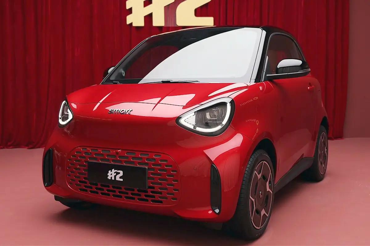 等了很久，经典 smart 两座小车电动版来了

老款 smart fortwo