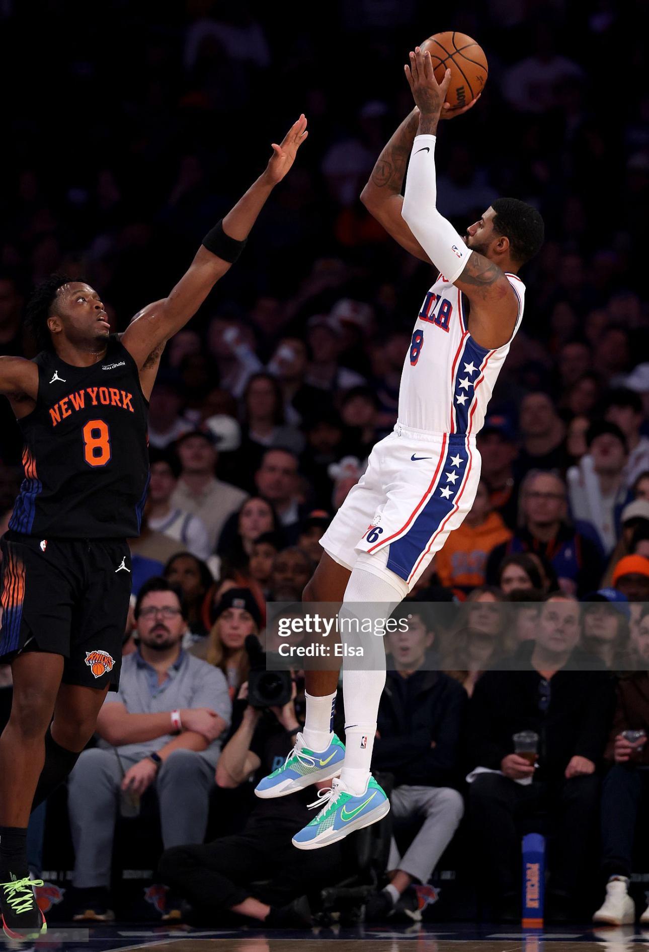 全场比赛结束：76人队客场116-107战胜尼克斯队！协防尖兵！乔治今日上场33