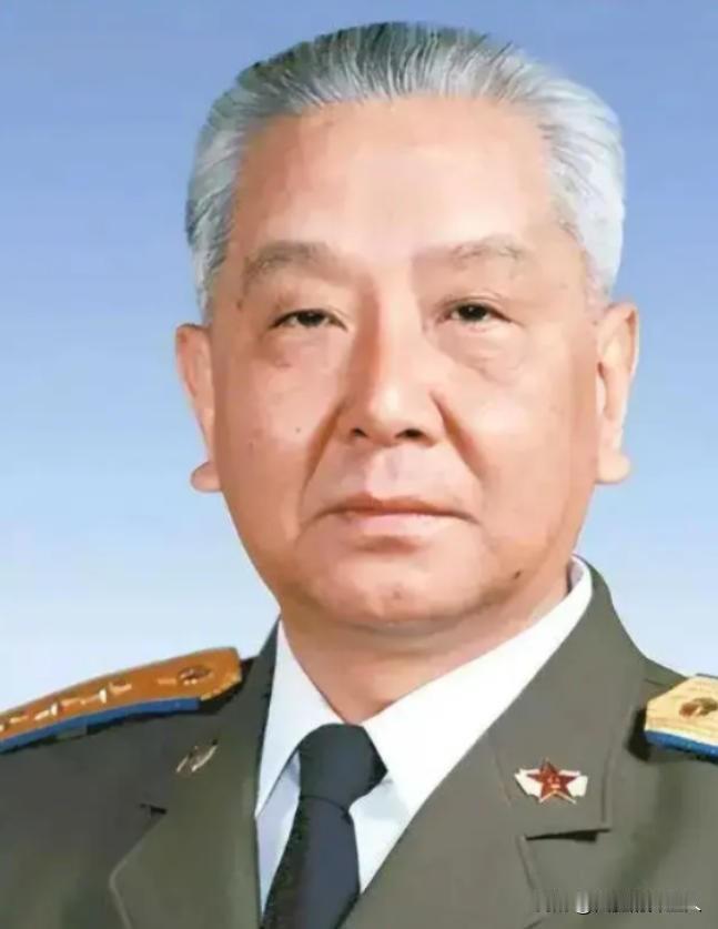 1971年，“913事件”后，空军司令部乱成一锅粥，一个空军司令在会议上吵吵闹闹