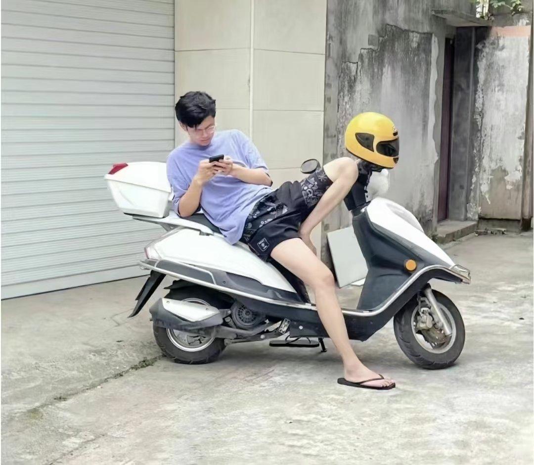 这图片不仔细看还看不出来 
