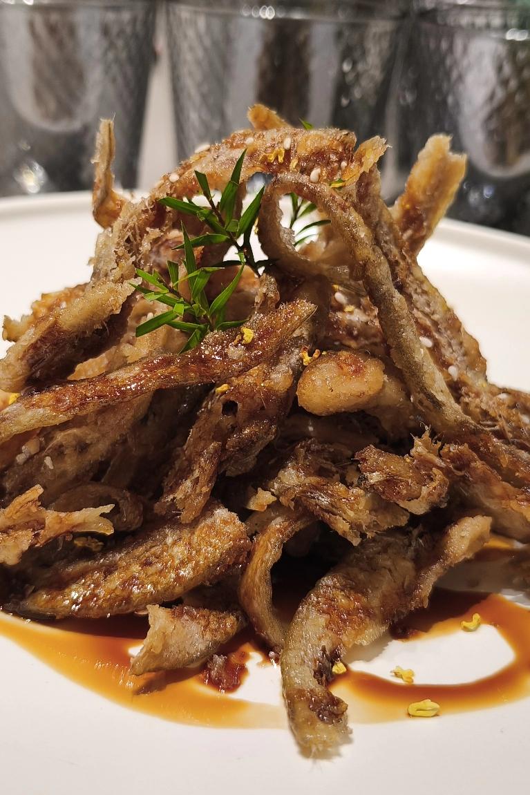 晒出你的本地生活江南人喜欢吃小杂鱼，作为江南人，我超爱小杂鱼！在江南，小杂鱼可是