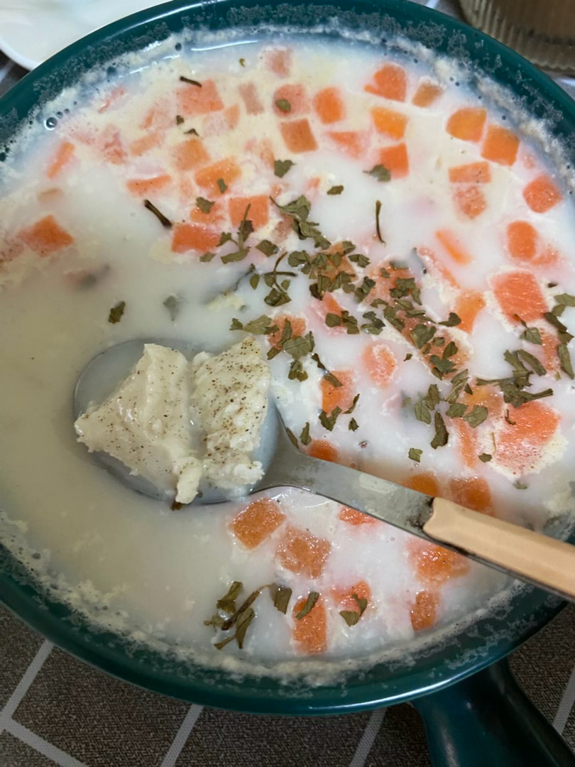 不可辜负的美食  ❤️691分广州学霸忍痛拒绝清北今天煮西餐料理主菜：墨魚醬旗魚