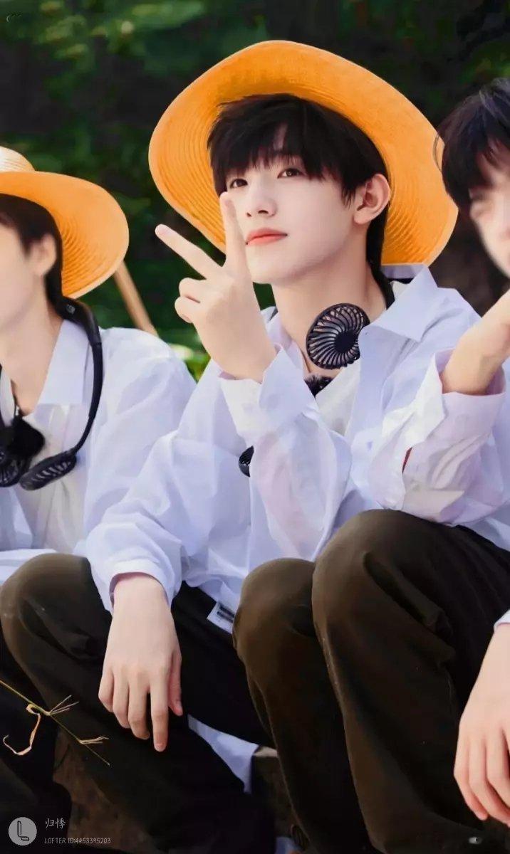 #张泽禹[超话]##张泽禹[超话]##张泽禹 第一主唱##张泽禹 hook之神#