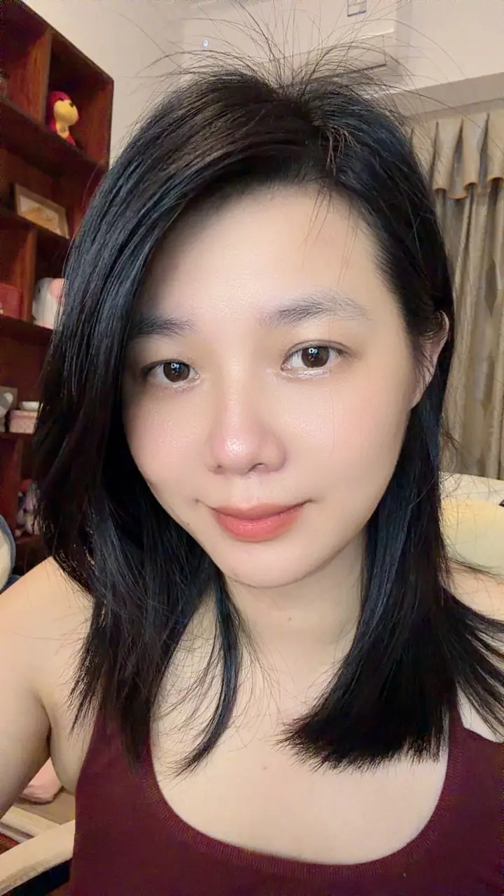 我承认我比较好色，黄色的周大福，银色的卡地亚，红色的人民币😍😍