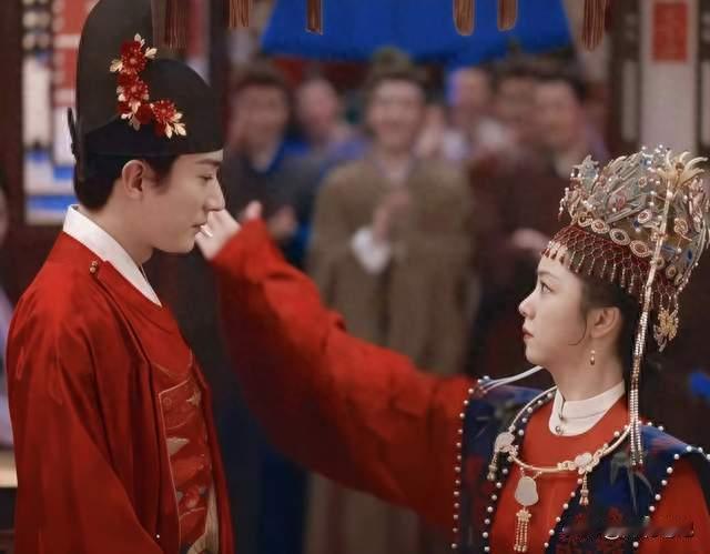 《兰香如故》大婚名场面，兰香为何当众扇林锦岐一巴掌？