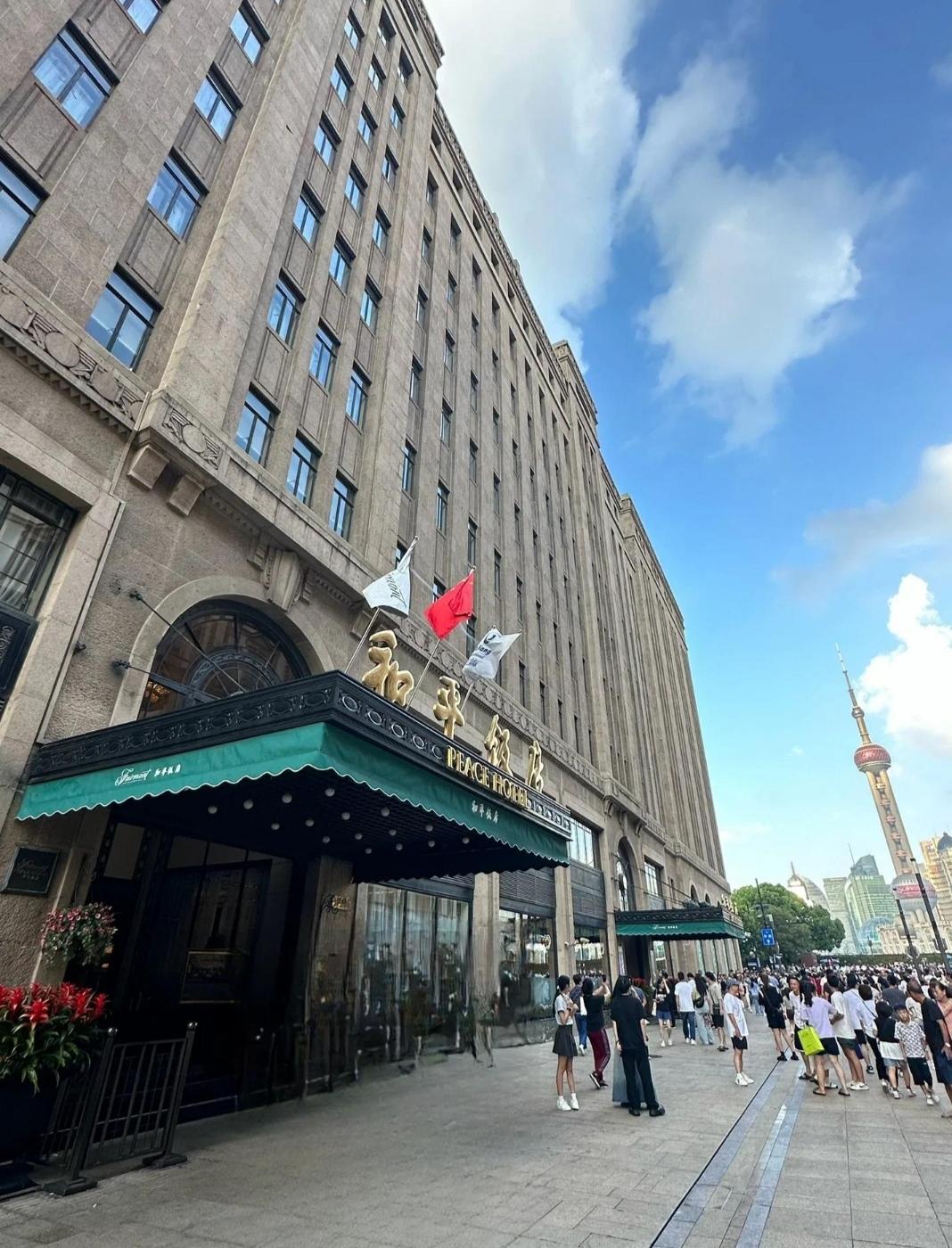 国内最贵十大酒店
 1. 北京钓鱼台国宾馆
- 顶级套房价格：约33万元/晚
