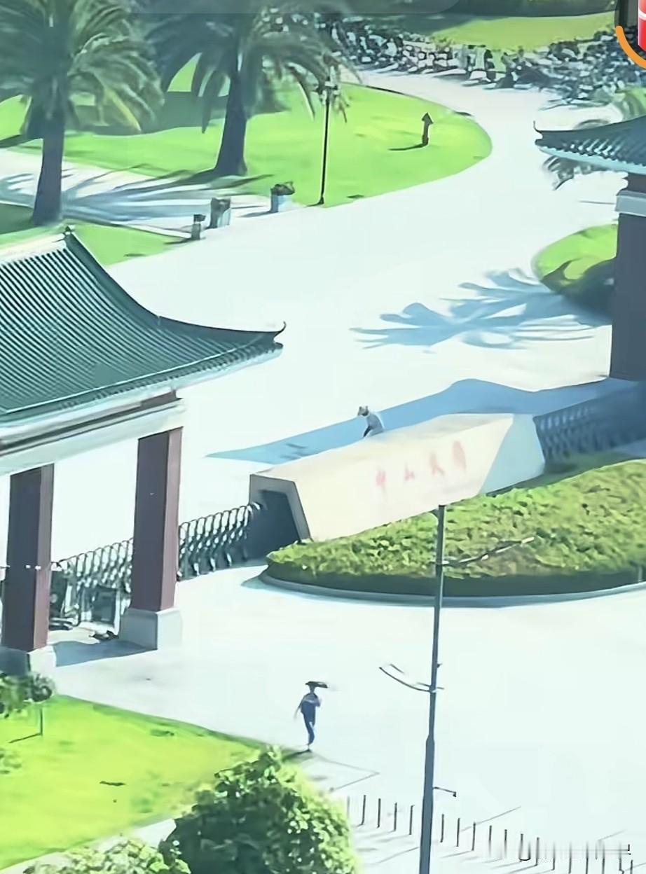 为什么中山大学不在中山设立分校区呢？聊湾区看世界的观点如下：

第一，中山大学的