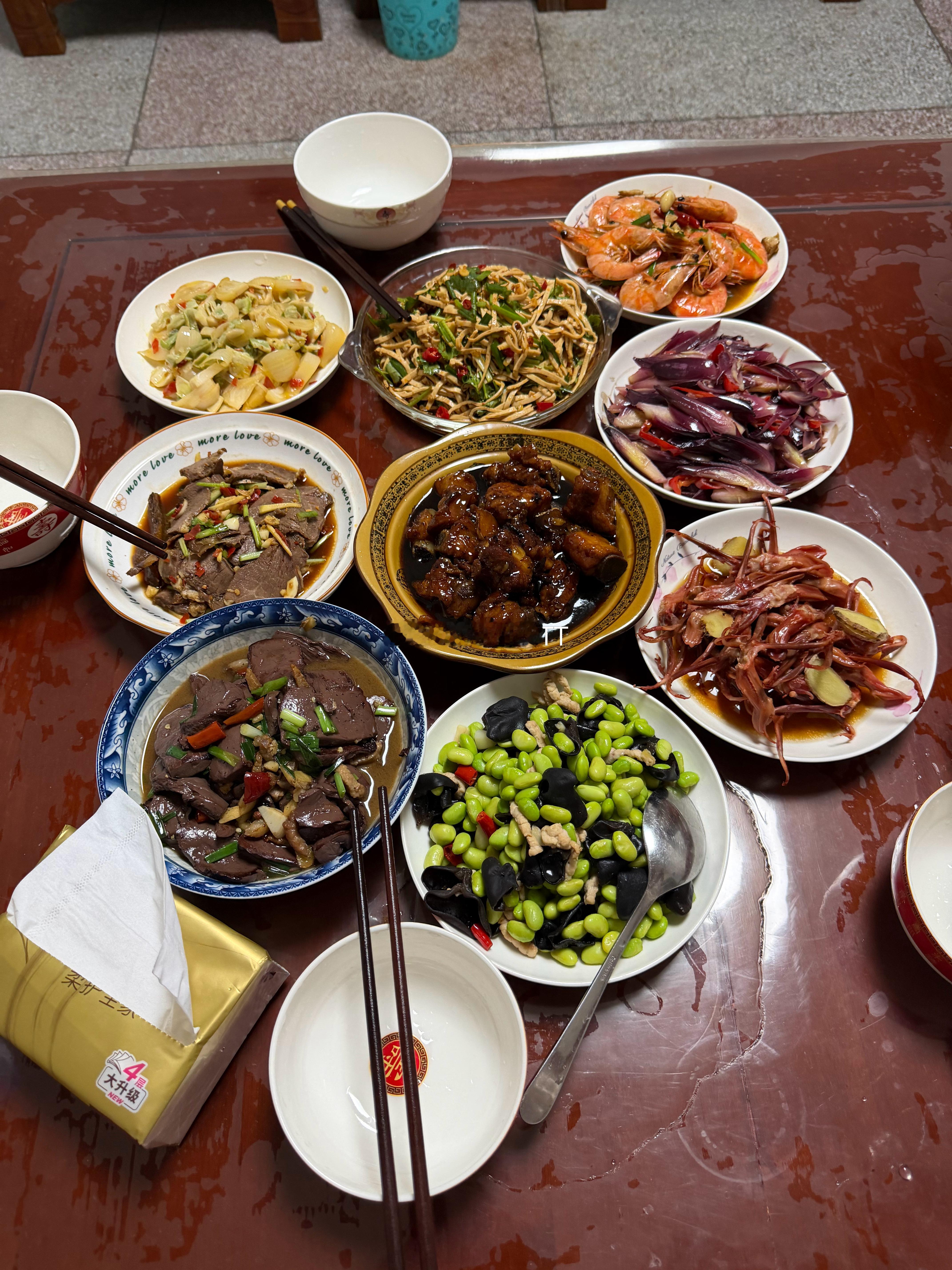 炒饭在新时代商业街赵一鸣门口！！！ ​​​