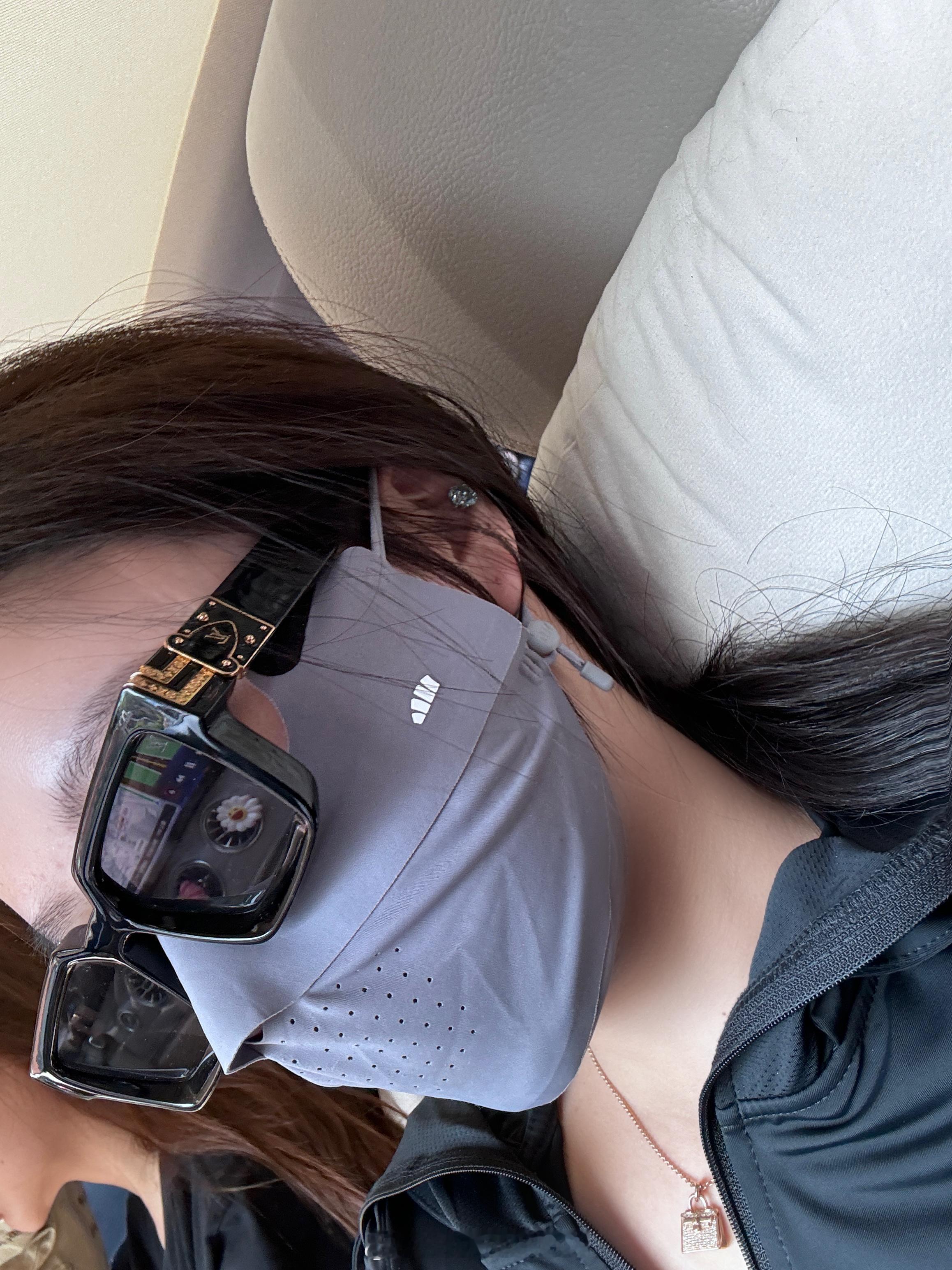 穿了吸热神器 [微笑] ​​​