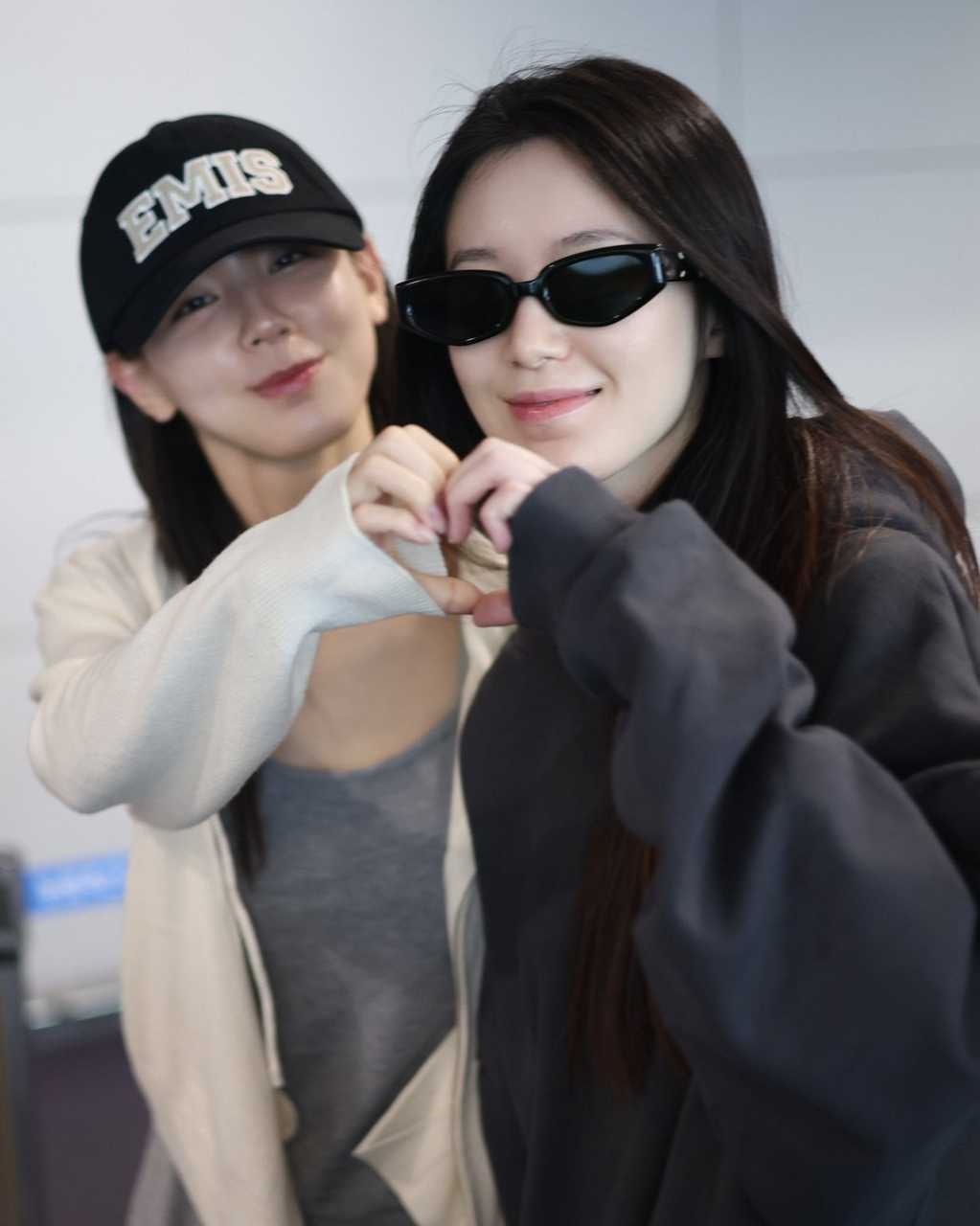 如何评价赵美延叶舒华最新素颜同框？ 