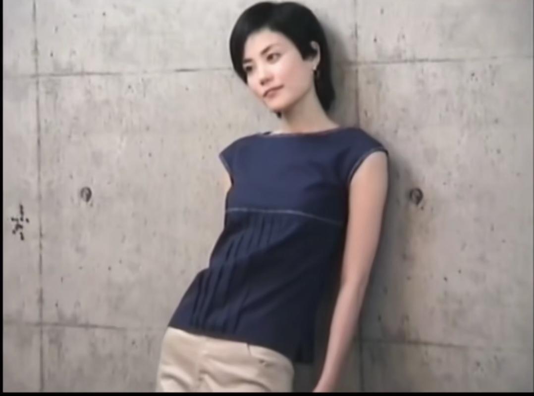 王菲，眼睛里写满了故事。
