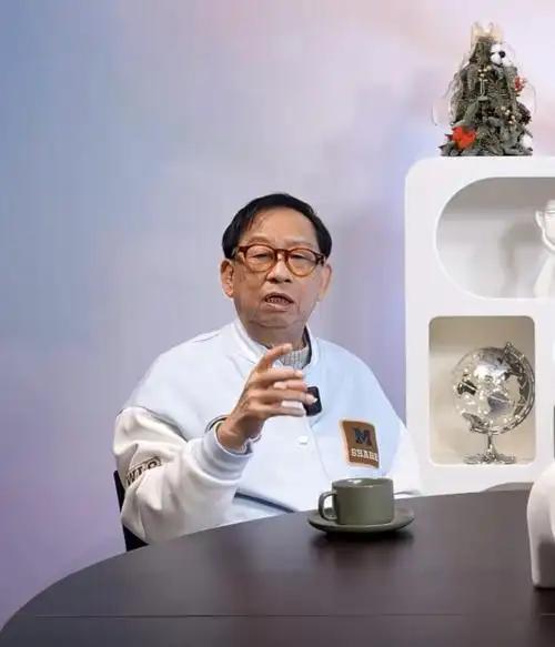 歌神许冠杰的手写信，揭开了香港乐坛最遗憾的一段决裂！这对写出浪子心声的生死之交，