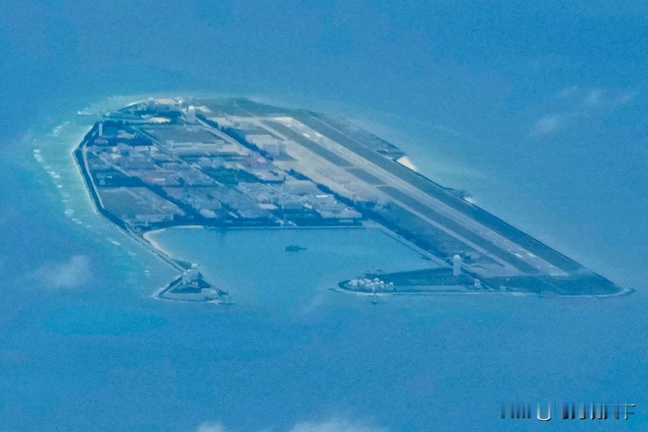 驻扎中国南海岛礁生存环境有多艰苦，科学家团队终于透露详情。

根据中国海洋大学科