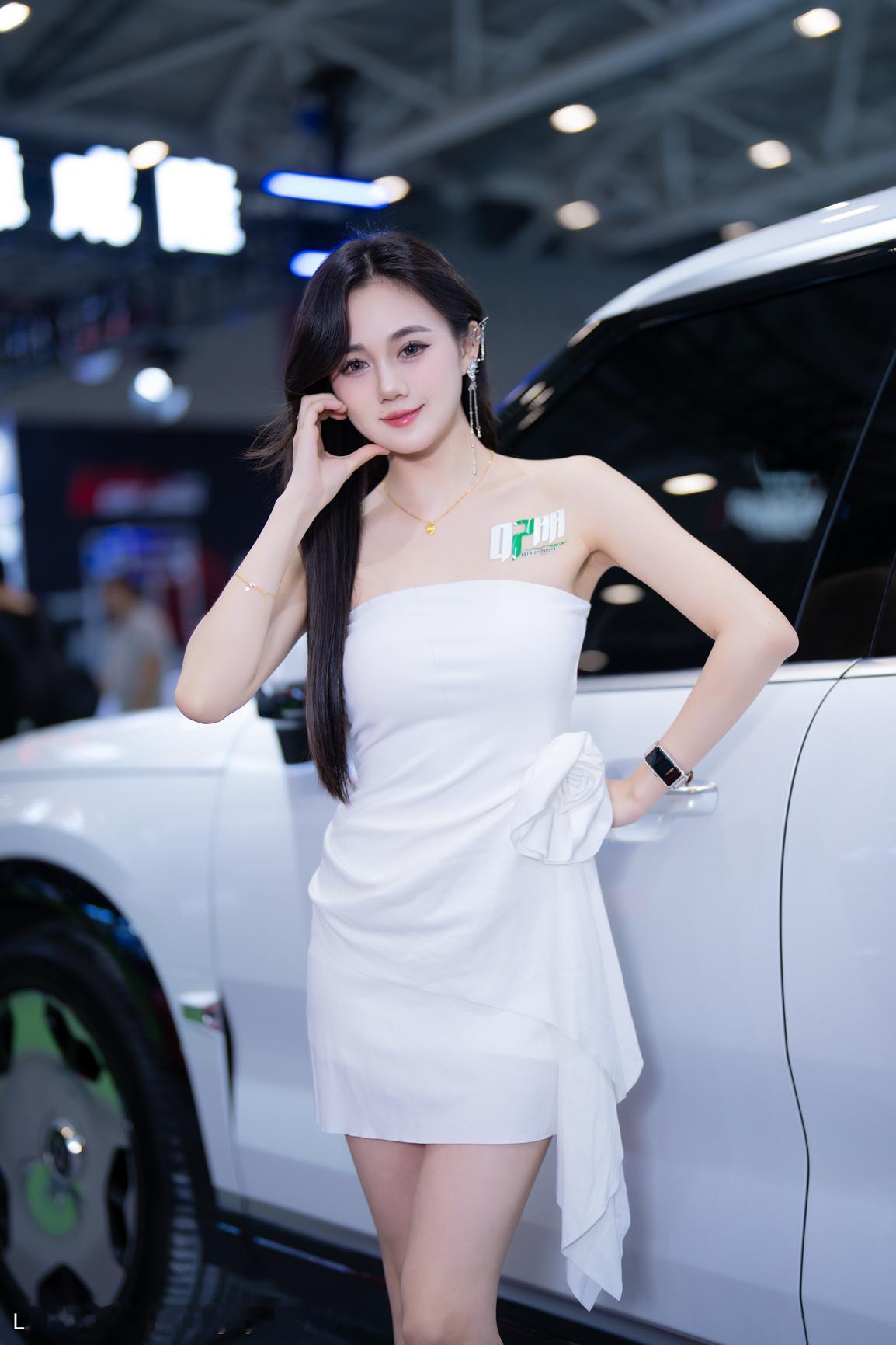 聆听猎人的车展日记聆听在深圳改装车展猎人与车展 2026 深圳改装车展想把图片带