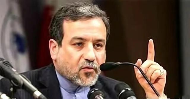 伊朗外交部长阿拉格齐15日表示，战争结束必须取决两个条件，即美以确保战争不再重演