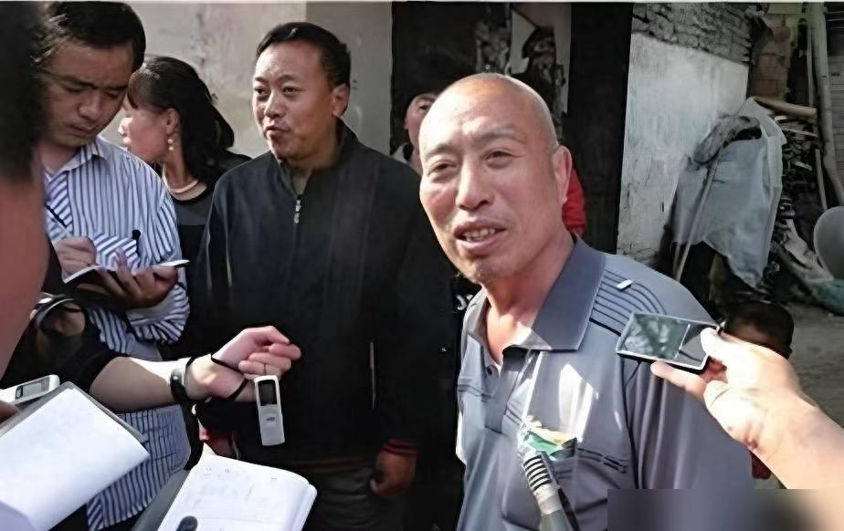 河南农民蒙冤11年，死者突然回村，2025年3月的时候，河南商丘的赵作海去世了，