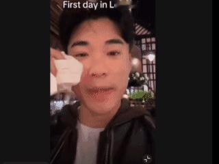 一名亚裔游客来到英国伦敦五个小时后，脖子上项链就被抢走，脸上还挨了一棍子。
不偷