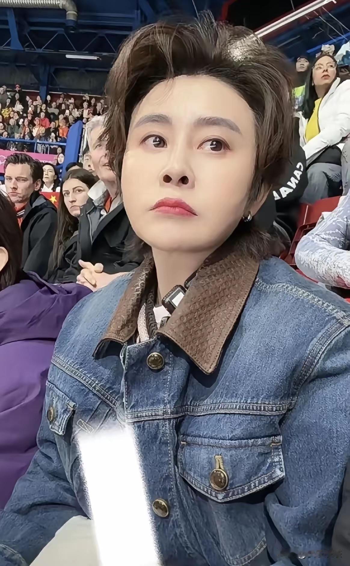 看了短道速滑混接决赛，对王濛那句“我的眼睛就是尺”有了更深体会。当年她解说混合团