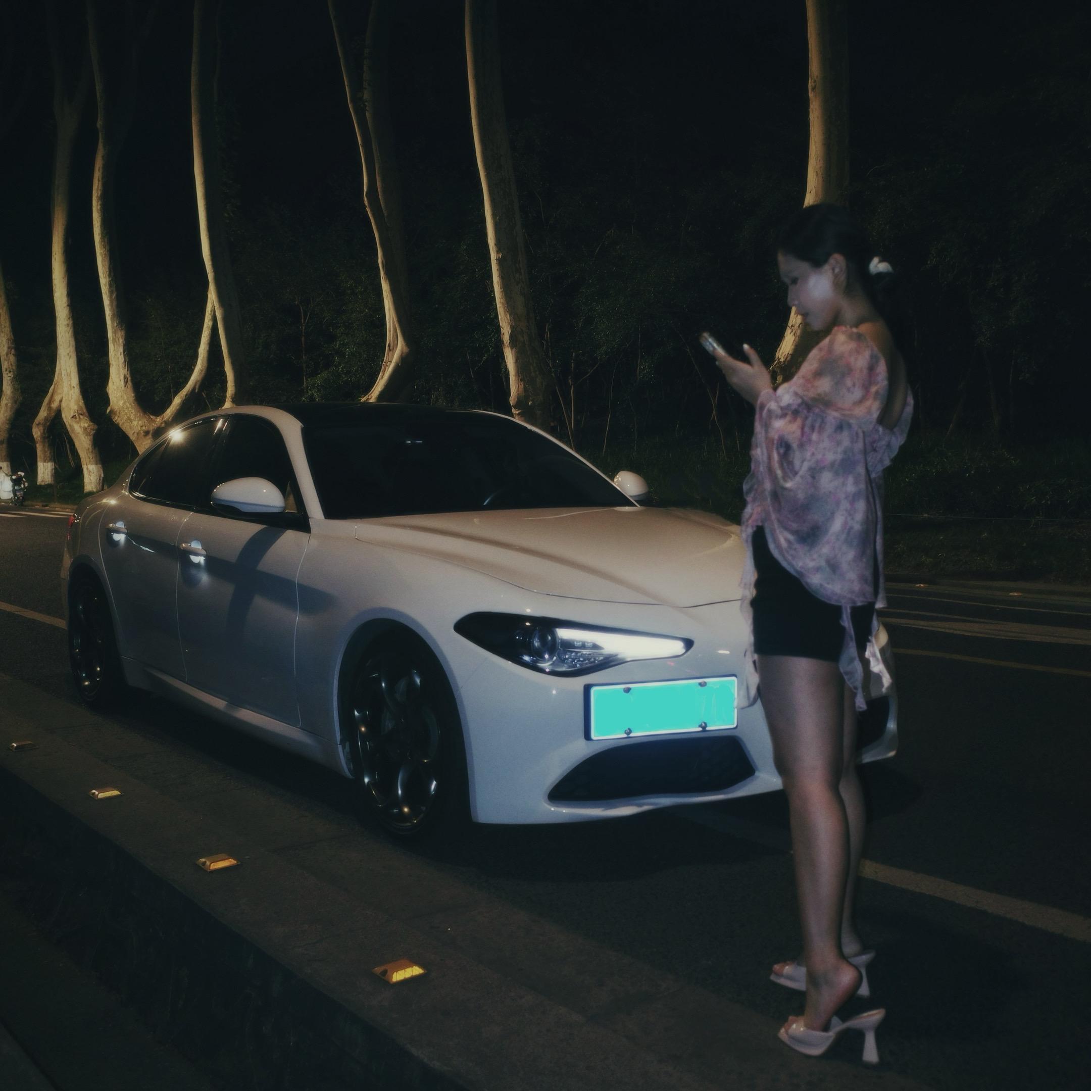 JDM博主换了什么车 开了这么多破烂JDM 博主终于换了一台 稍微现代...