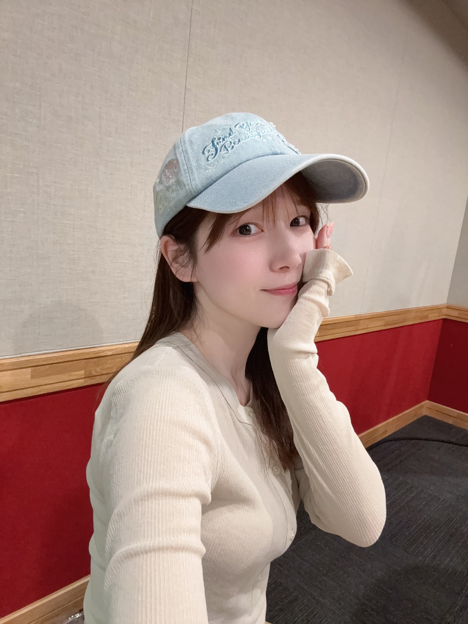 ‎内田真礼‬