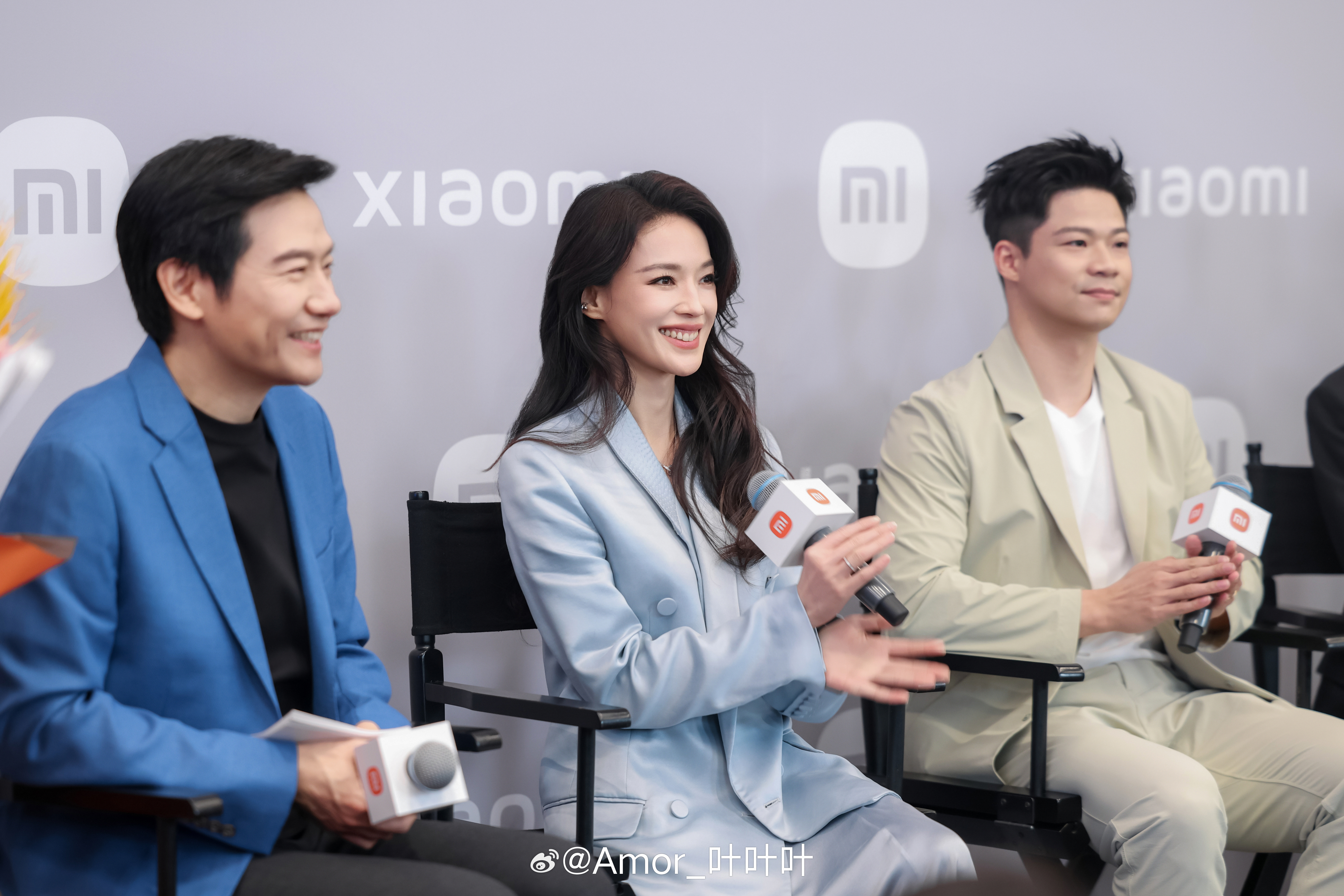 舒淇实在是太美了……小米汽车舒淇苏炳添现身小米发布会