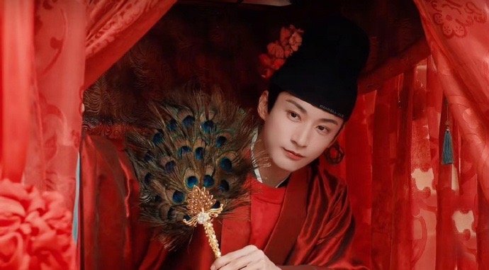 #离开春花焰谁还能把我当成年人#甜薯的演技越来越好了！！他把慕容璟这个角色演绎得